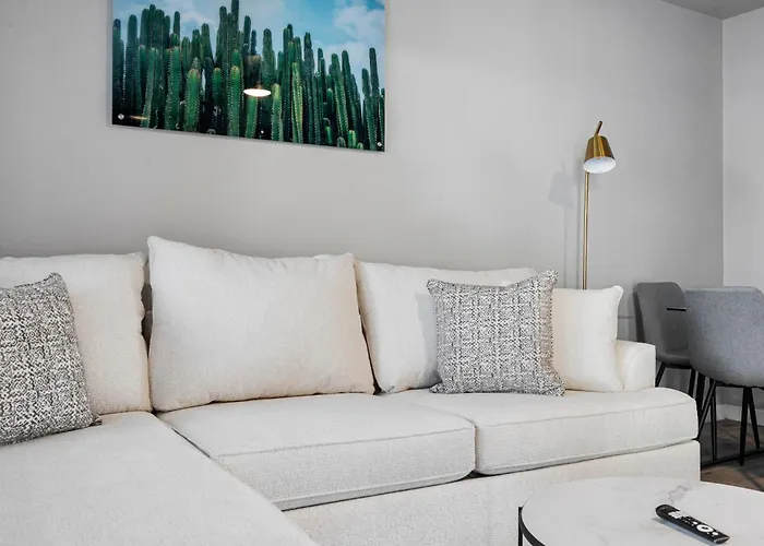 Elegant 2b1b Escape In Old Town Apartament *