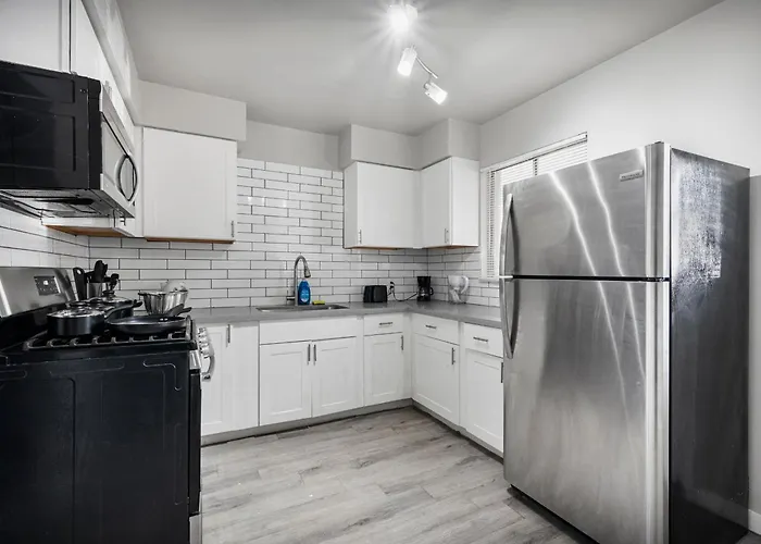 Elegant 2b1b Escape In Old Town Apartament